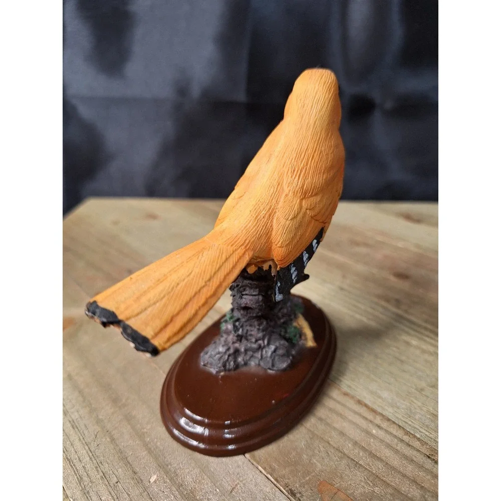 Resin Yellow Female Baltimore Oriole Figurine on Tree Stump Hand Painted